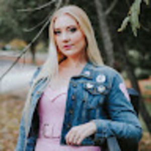 Meet your Posher, Kellie